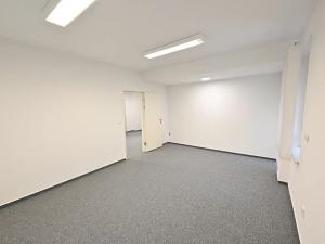 Pronájem kanceláře, Praha - Prosek, Litvínovská, 101 m2