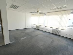 Pronájem kanceláře, Praha - Prosek, Litvínovská, 309 m2