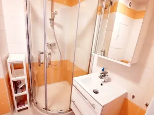 Prodej bytu 1+1, Praha - Podolí, Kaplická, 33 m2