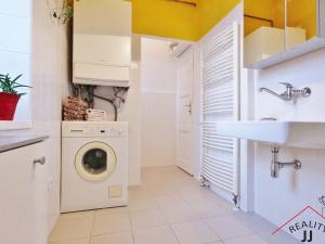 Pronájem bytu 3+kk, Liberec, Jiskrova, 75 m2