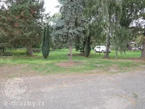 Dražba pozemku, Bitozeves, 834 m2