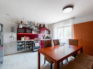 Prodej vícegeneračního domu, Nová Ves, 200 m2