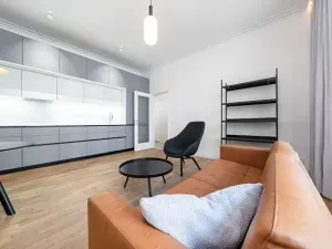 Pronájem bytu 2+kk, Praha - Nusle, Jaromírova, 58 m2