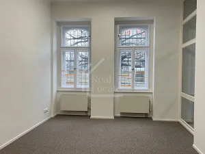 Pronájem kanceláře, Praha - Smíchov, Janáčkovo nábřeží, 187 m2