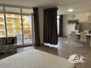 Prodej bytu 1+kk, Aheloy, Bulharsko, 67 m2