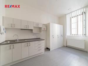 Prodej obchodního prostoru, Králíky, 5. května, 519 m2