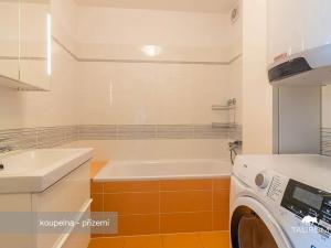 Prodej bytu 3+kk, Jinočany, Mirešická, 68 m2