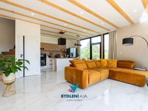 Prodej rodinného domu, Bystřany, 284 m2