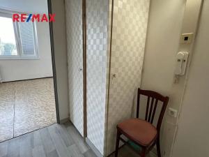 Pronájem bytu 1+kk, Kladno, Vít. Nezvala, 33 m2