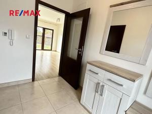 Pronájem rodinného domu, Králův Dvůr, Větrná, 80 m2