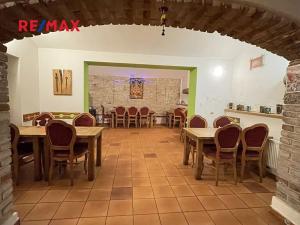 Pronájem obchodního prostoru, Kladno, Jana Palacha, 163 m2