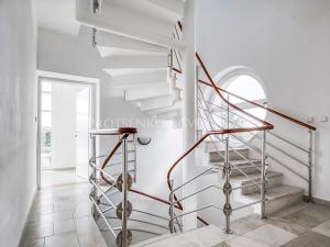 Prodej kanceláře, Křižanov, Benešovo náměstí, 530 m2