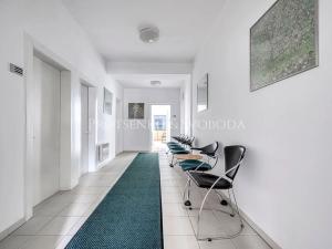 Prodej kanceláře, Křižanov, Benešovo náměstí, 530 m2