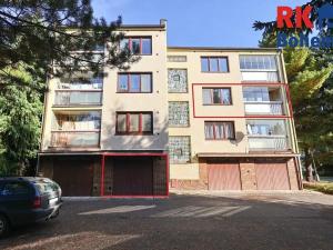 Prodej bytu 3+1, Pečky, V Horkách, 63 m2