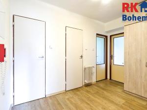 Prodej bytu 3+1, Pečky, V Horkách, 63 m2