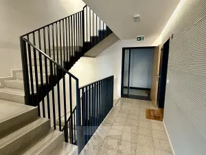 Prodej bytu 1+kk, Praha - Libeň, Novovysočanská, 25 m2