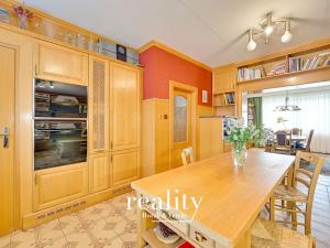 Prodej rodinného domu, Hodonice, U Pošty, 480 m2