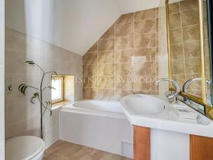 Prodej vícegeneračního domu, Havlíčkův Brod, 286 m2