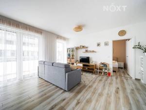 Pronájem bytu 2+kk, České Budějovice, O. Nedbala, 59 m2