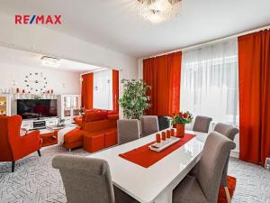 Prodej vily, České Velenice, Komenského, 247 m2