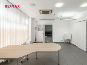 Pronájem ordinace, Praha - Nusle, Hradeckých, 62 m2