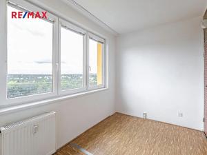 Pronájem bytu 1+1, Jindřichův Hradec, sídliště Vajgar, 43 m2