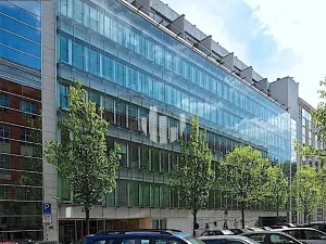 Pronájem kanceláře, Praha - Karlín, Thámova, 297 m2