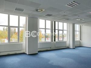 Pronájem kanceláře, Brno, Purkyňova, 1385 m2