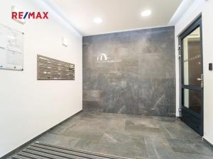 Pronájem bytu 3+kk, Praha - Hlubočepy, Pražského, 67 m2