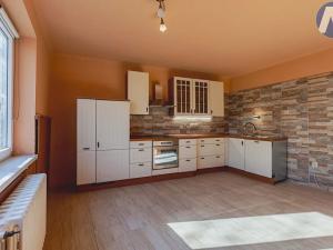 Prodej vícegeneračního domu, Kožlany, 192 m2