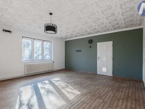 Prodej vícegeneračního domu, Kožlany, 192 m2