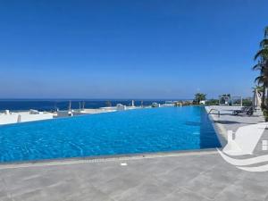 Prodej bytu 1+1, Agios Amvrosios Keryneias, Kypr, 47 m2