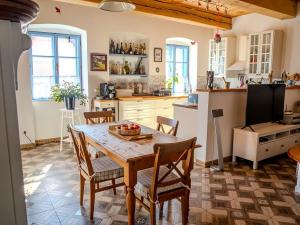 Prodej chalupy, Mirotice, 236 m2