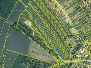Prodej podílu pole, Uhřice, 225 m2