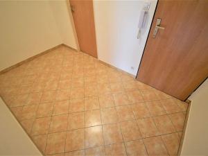 Pronájem bytu 2+kk, Praha - Vysočany, Poděbradská, 65 m2