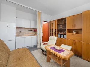 Pronájem bytu 1+kk, Liberec, Na Pískovně, 20 m2