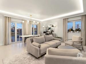 Prodej rodinného domu, Přezletice, Čakovická, 405 m2