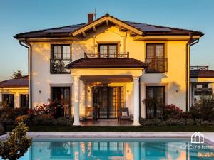 Prodej rodinného domu, Přezletice, Čakovická, 405 m2