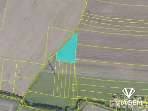 Prodej podílu pole, Praha - Třeboradice, 2418 m2