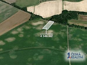 Prodej podílu pole, Sány, 757 m2