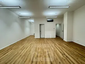Pronájem bytu 1+kk, Brno, Komárovská, 50 m2