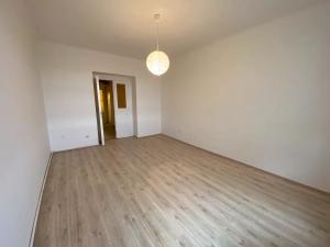 Pronájem bytu 2+kk, Praha - Vinohrady, Dykova, 55 m2