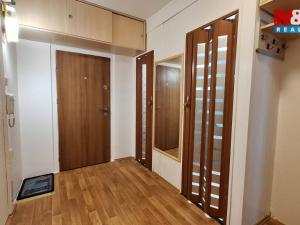 Pronájem bytu 2+kk, Kralupy nad Vltavou, sídl. U Cukrovaru, 42 m2
