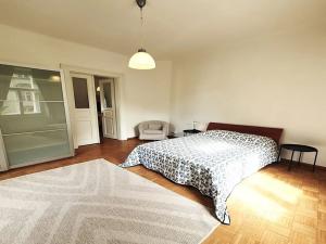 Pronájem bytu 3+kk, Praha, Zborovská, 76 m2