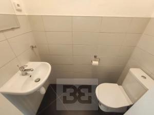 Pronájem obchodního prostoru, Praha - Holešovice, Veletržní, 45 m2