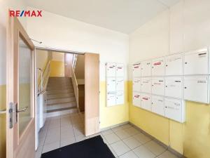 Prodej bytu 1+kk, Roztoky, Najdrova, 34 m2