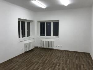 Pronájem kanceláře, Praha - Horní Počernice, Bystrá, 30 m2