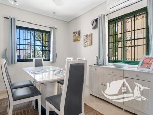 Prodej vily, Orihuela, Španělsko, 87 m2