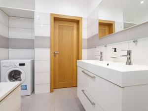 Pronájem bytu 3+kk, Ostrava, Keltičkova, 75 m2