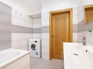 Pronájem bytu 3+kk, Ostrava, Keltičkova, 75 m2